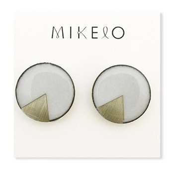 ダスティホワイト