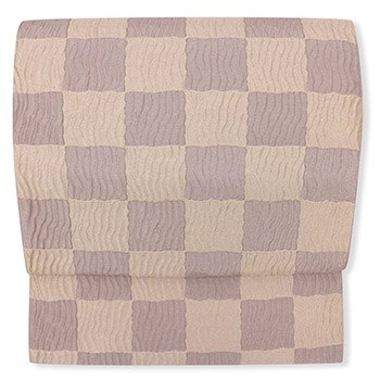 ピンクベージュ