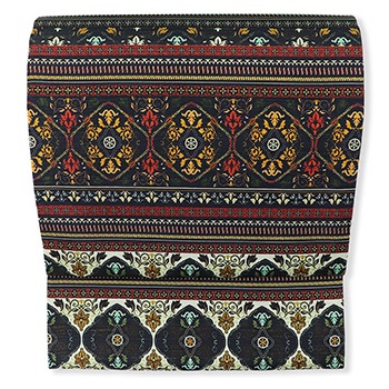 ブラック×レッド×オフホワイト