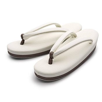 アイボリー×薄茶