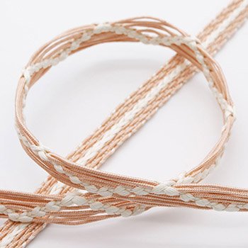 サーモンピンク