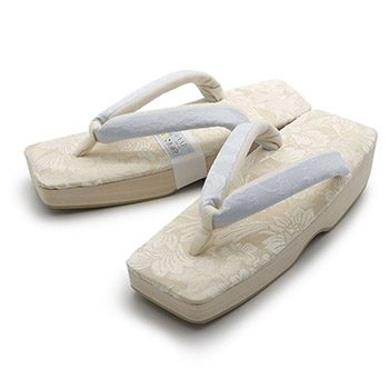 ライトベージュ×ベビーブルー