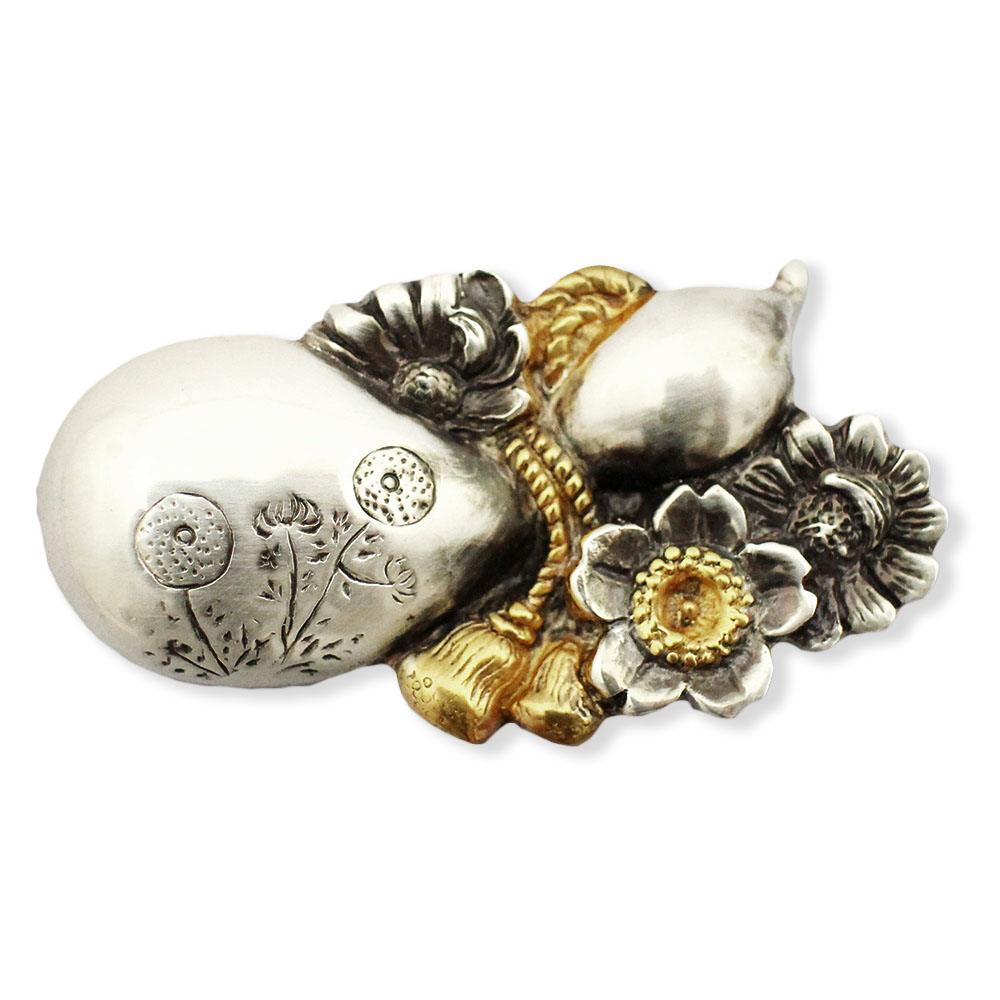 銀製帯留(ひょうたんに花)【大原商店】