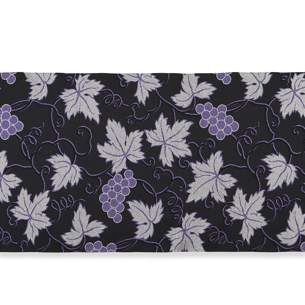 西陣御召地九寸名古屋帯(葡萄唐草)