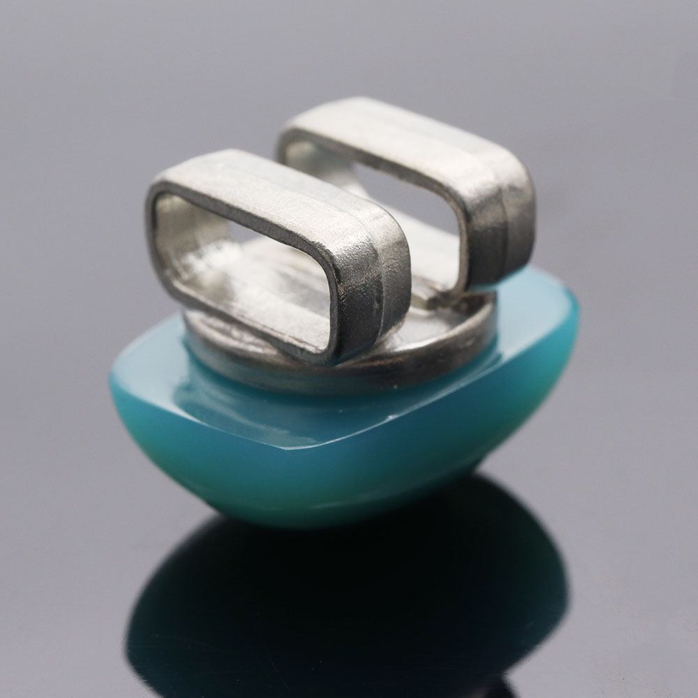 天然石帯留(シーブルーカルセドニー)