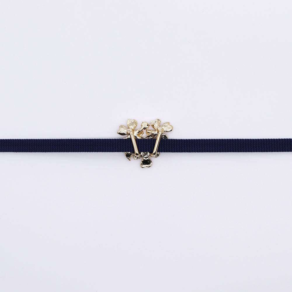 真鍮帯留(3輪の花)