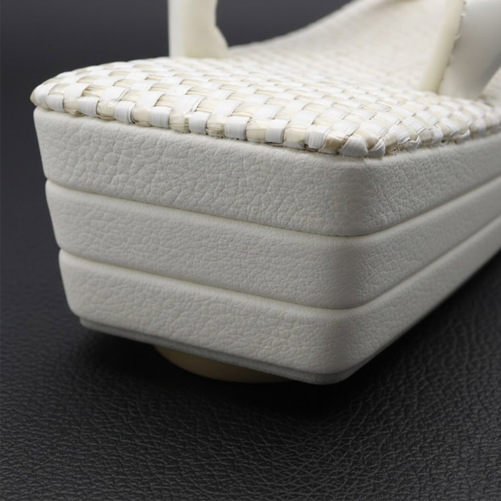 スクエア型草履【白梅】