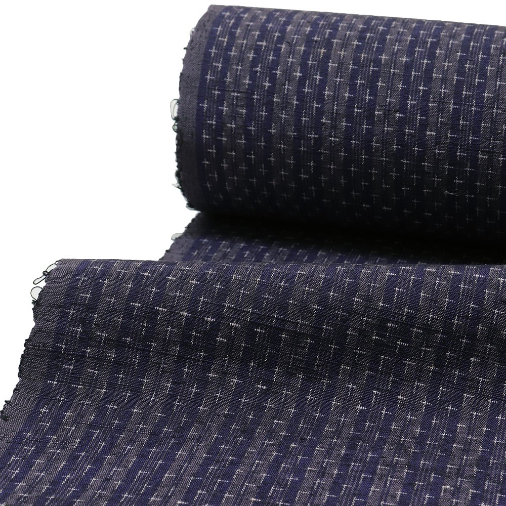 真綿紬（縞に蚊絣）：青紫『手織り絣 真綿つむぎ』