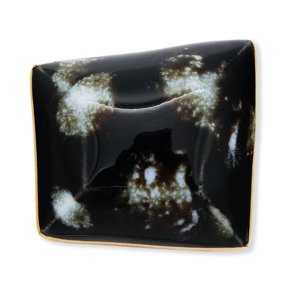 美濃焼帯留（トラぺジウム）【七窯社】