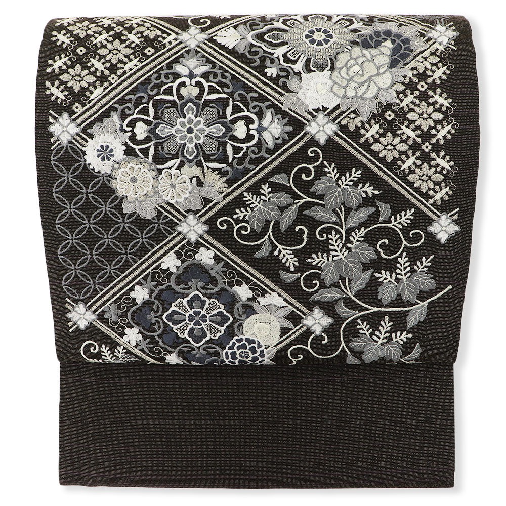 刺繍袋帯（菱取華文）