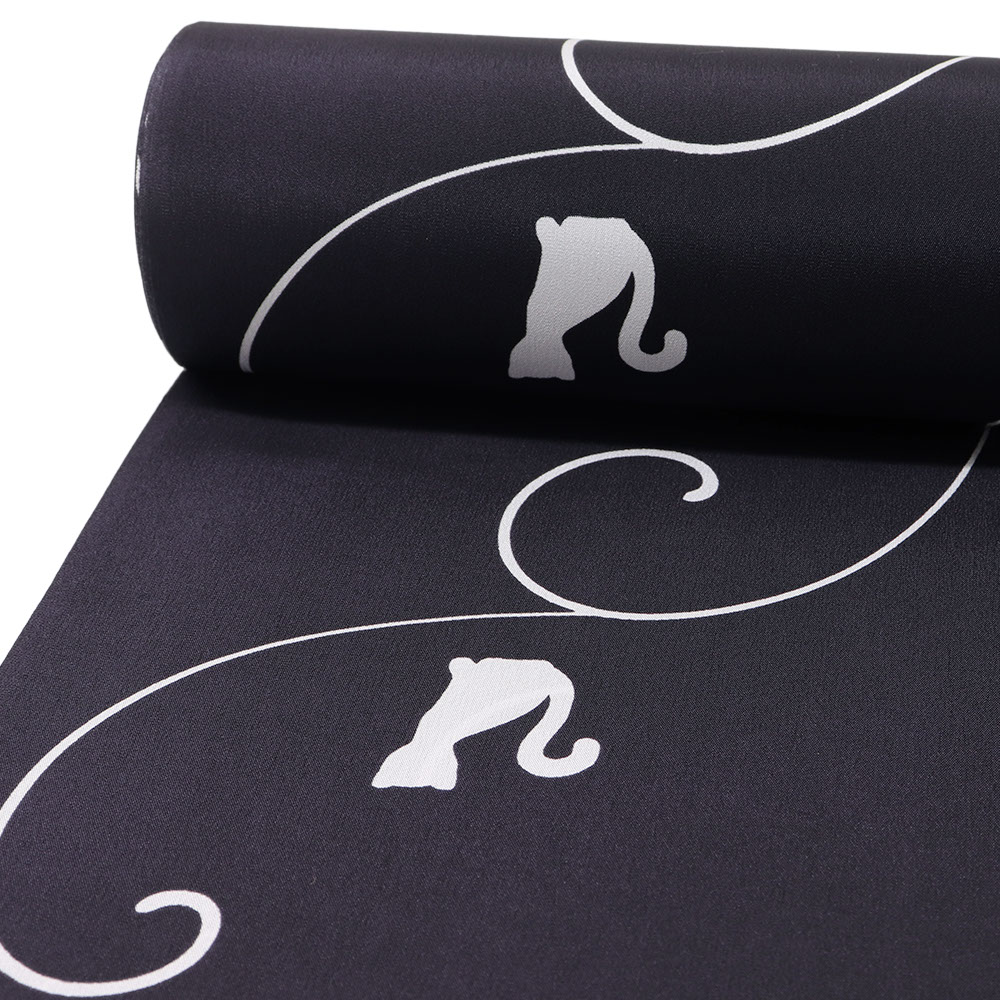 正絹長襦袢（猫唐草）