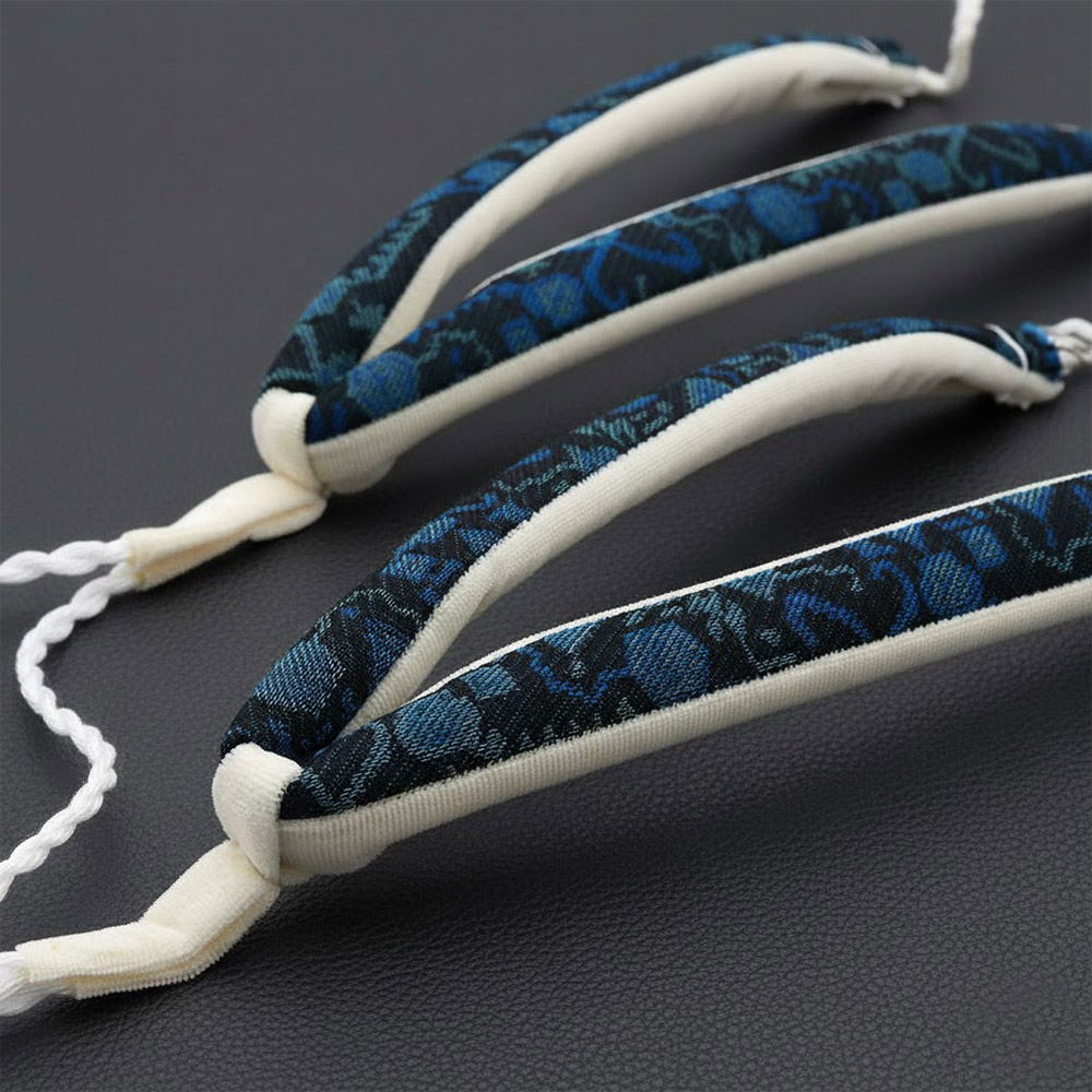 鼻緒（幾何更紗）