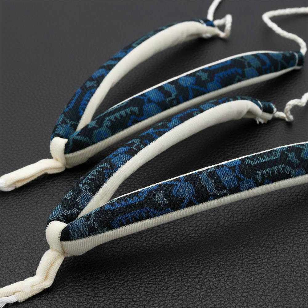 鼻緒（幾何更紗）