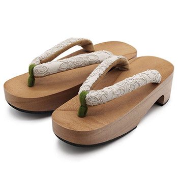 舟形下駄（刺繍鼻緒）