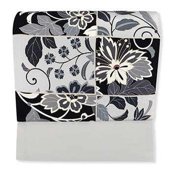 手描き染め九寸名古屋帯（市松取り花唐草）