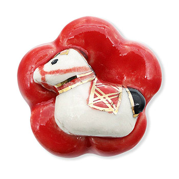 清水焼帯留（紅梅と馬）【馬籠静】