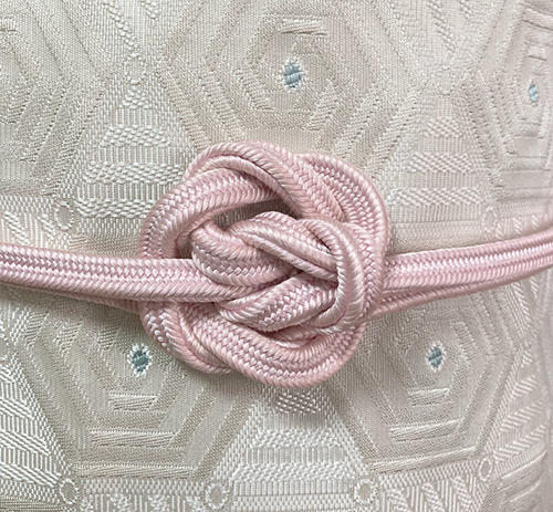 春の帯締め花玉結び風の巻 星わにこ連載コラム By いち利モール